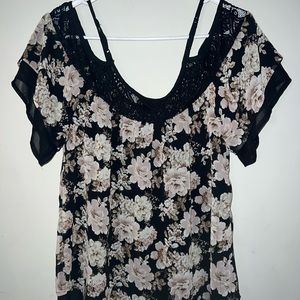 Rue 21 floral shirt